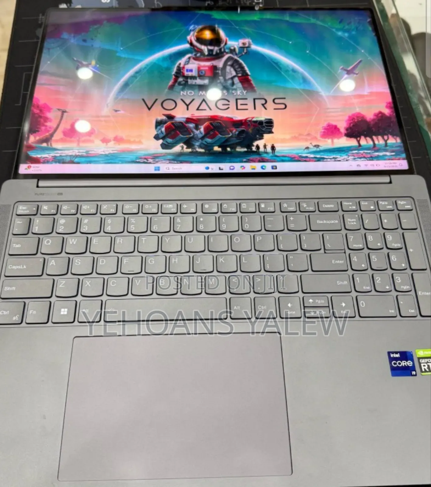 New Laptop Lenovo Yoga Book 9i 32GB Intel Core i9 SSD 1T