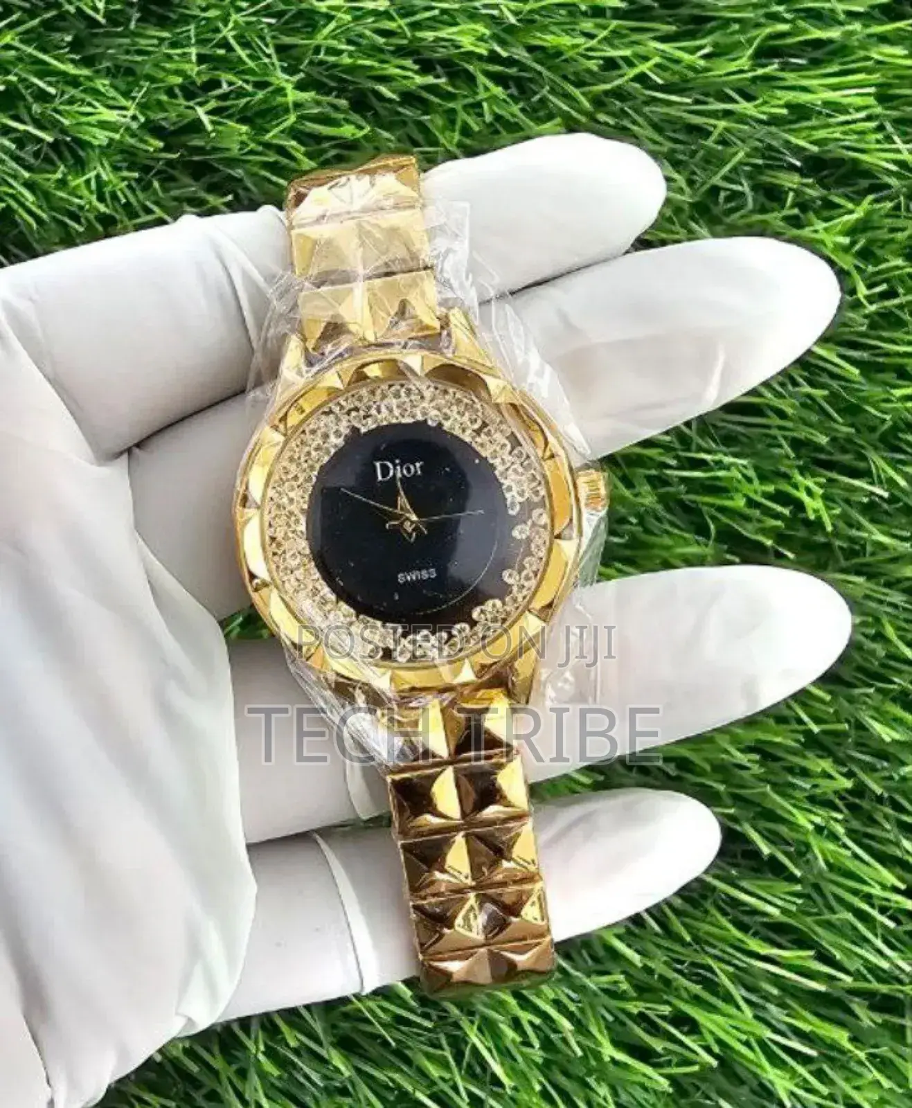 The Perfect Gift for Her
Elegant and Luxury Dior-Inspired Watches