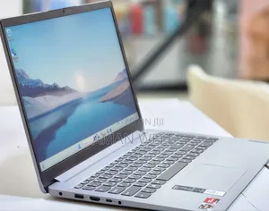 New Laptop Lenovo Ideapad 3 8GB AMD Ryzen 5 SSD 512GB