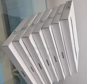 New Laptop Samsung Notebook 9 8GB AMD Ryzen 5 SSD 128GB