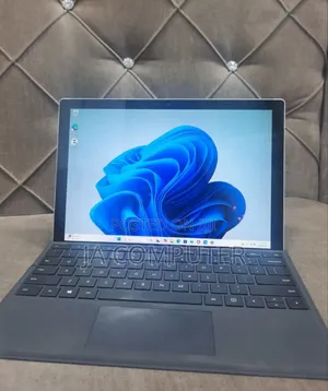 New Laptop Microsoft Surface Pro 5 16GB Intel Core I7 SSD 512GB