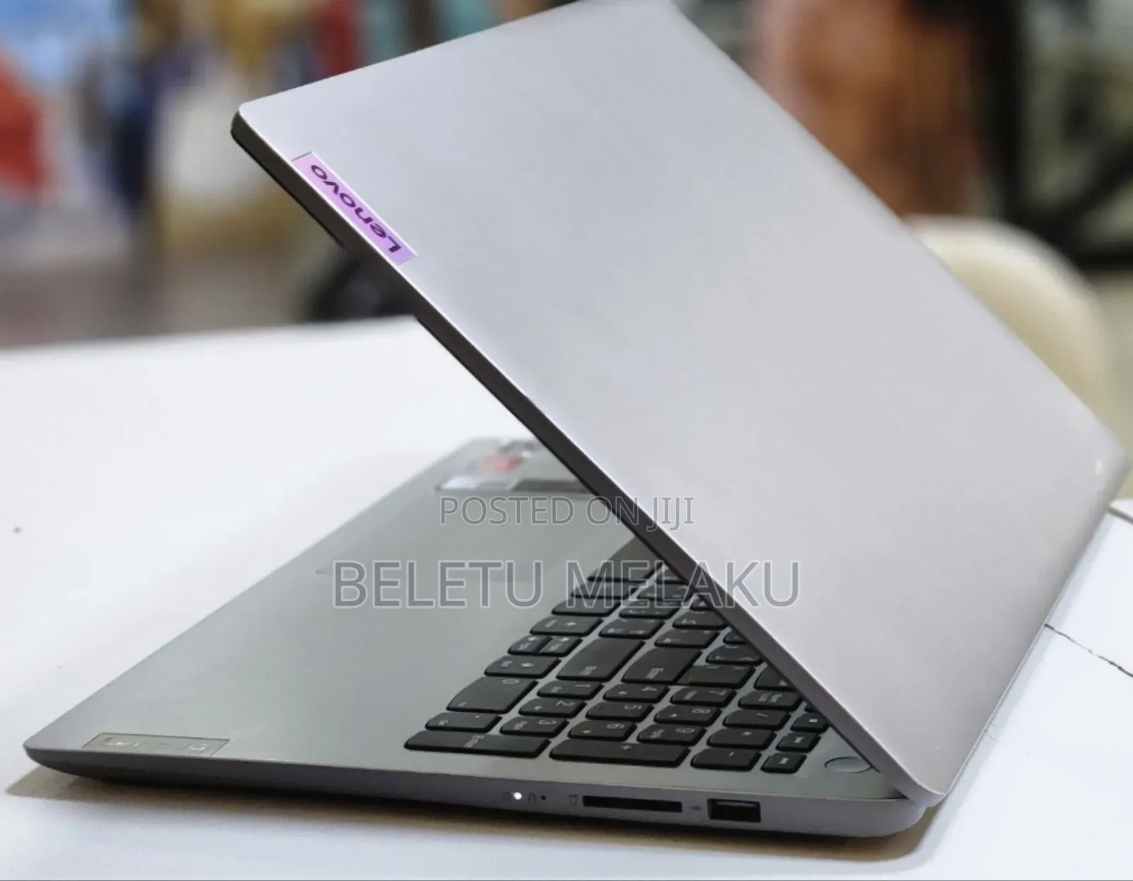 New Laptop Lenovo Ideapad 3 8GB AMD Ryzen 5 SSD 512GB