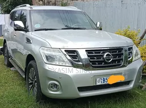 Photo - Nissan Patrol 2017 Silver
