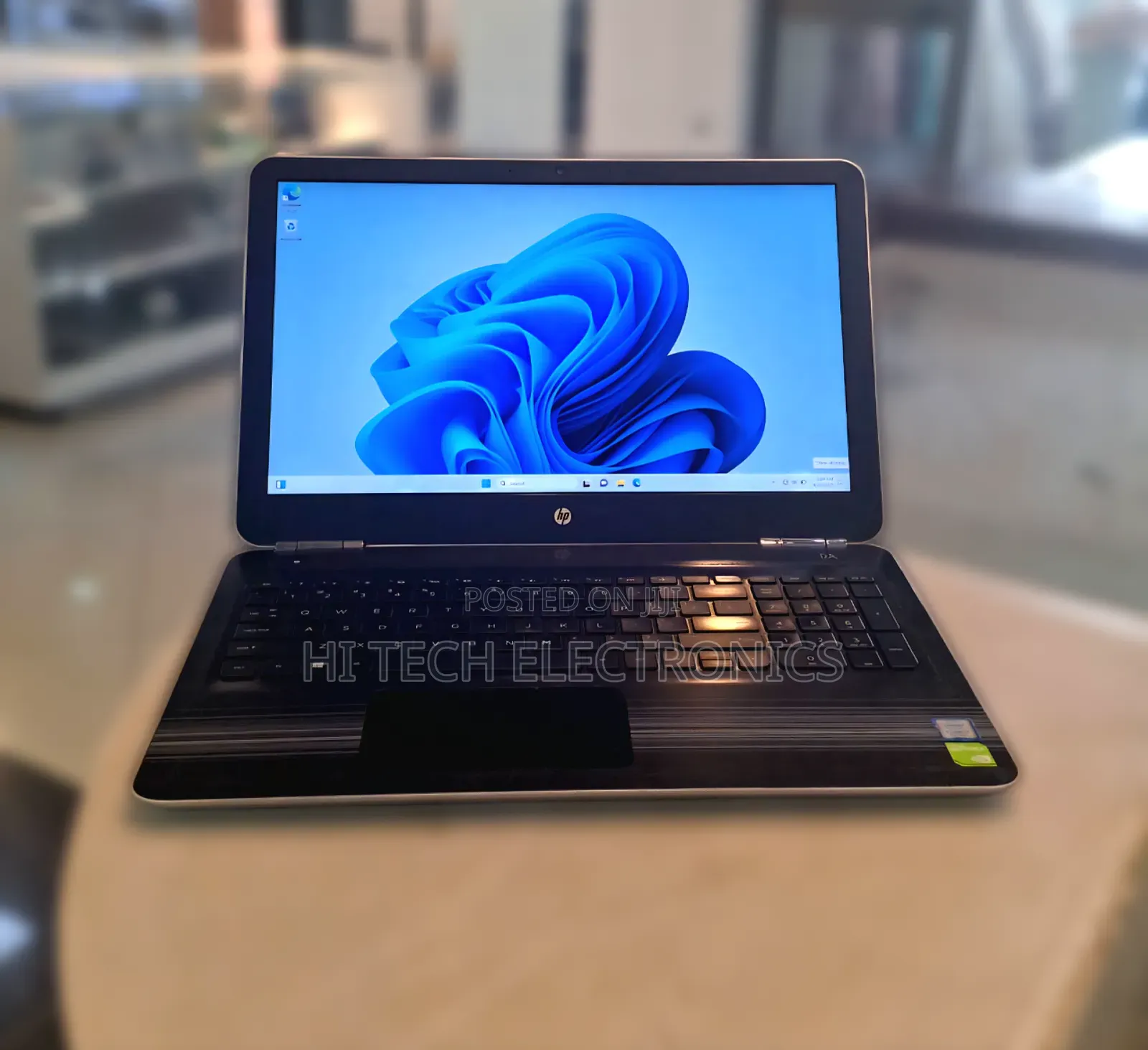 New Laptop HP Pavilion 15 8GB Intel Core I7 HDD+SSD 1.5T