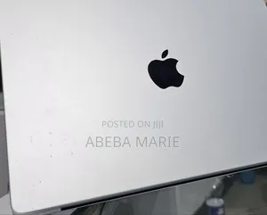 New Laptop Apple MacBook Pro 2023 M3 14-Inch 8GB Apple M3 Pro SSD 512GB