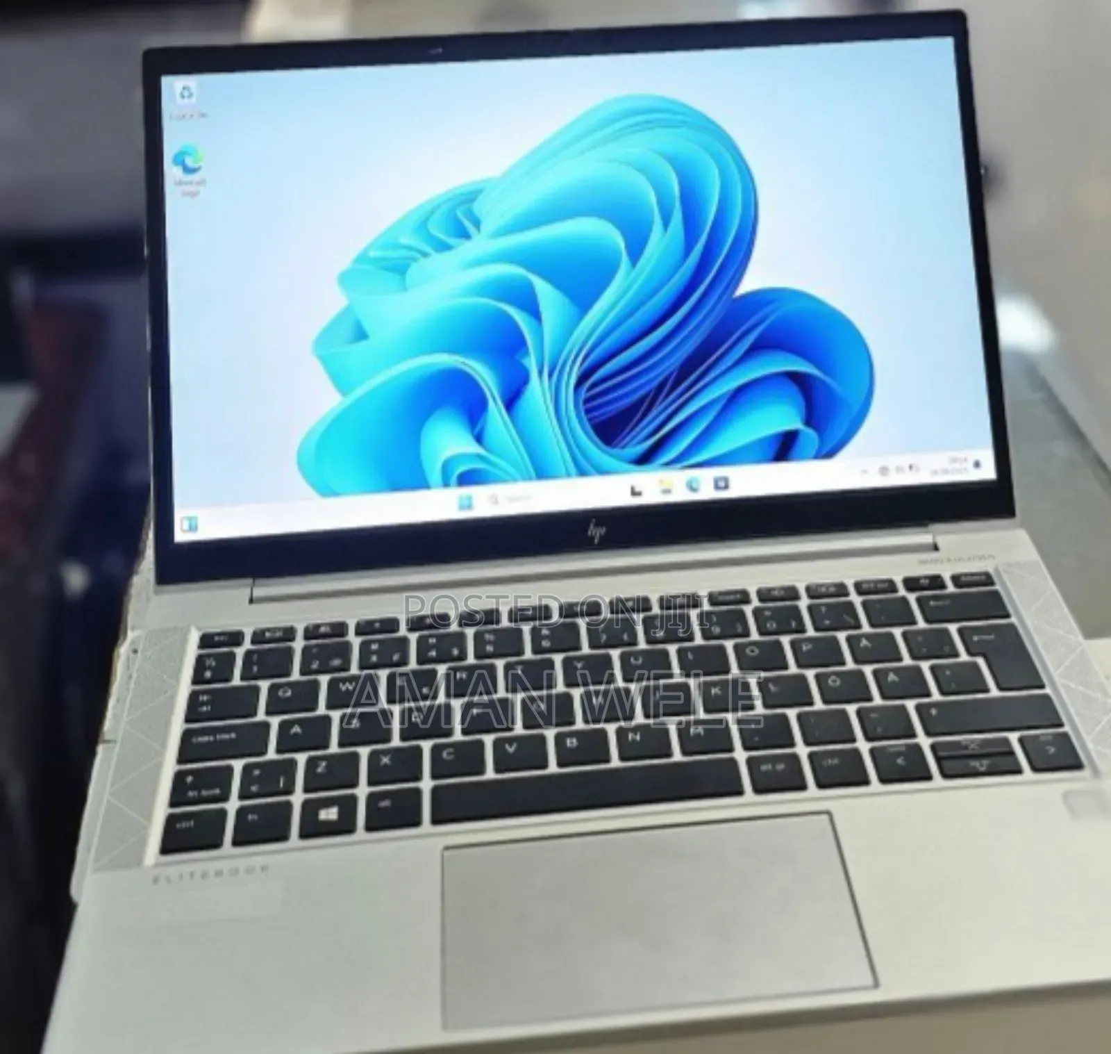 New Laptop HP EliteBook 830 G8 16GB Intel Core i5 SSD 512GB