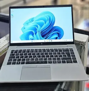 New Laptop HP EliteBook 840 G8 16GB Intel Core I5 SSD 512GB