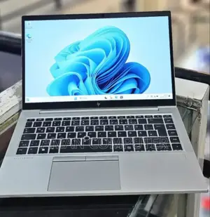 New Laptop HP EliteBook 840 G8 16GB Intel Core I5 SSD 512GB