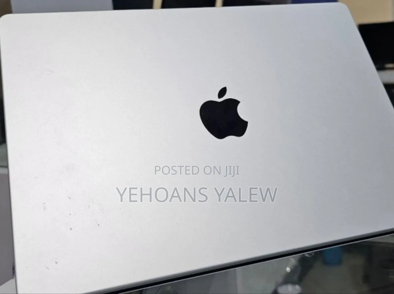 New Laptop Apple MacBook Pro 2023 M3 14-Inch 8GB Apple M3 SSD 512GB