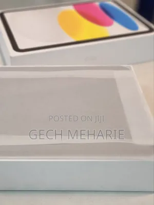 New Apple iPad (2025) 128 GB White