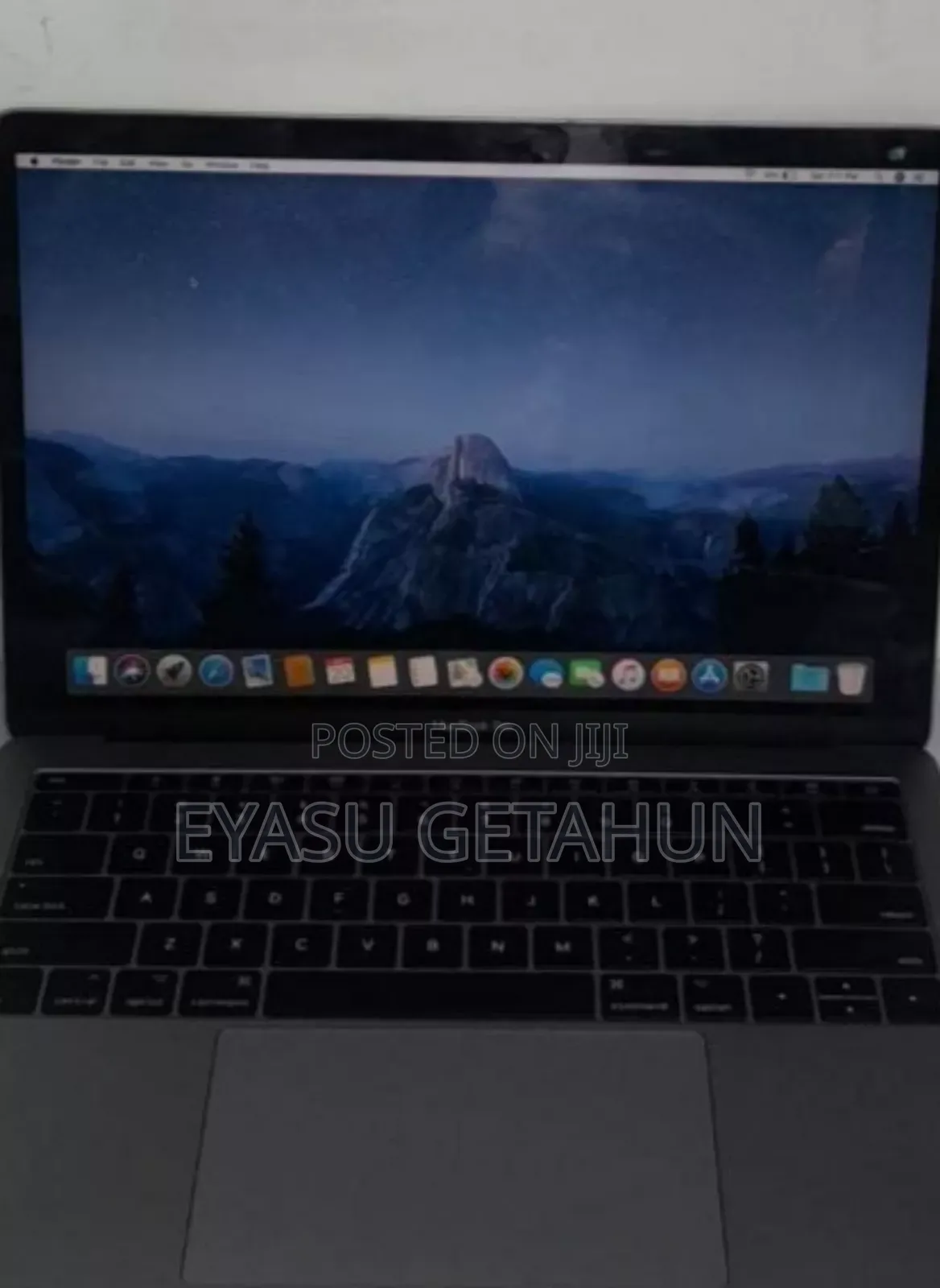 New Laptop Apple MacBook Pro 2017 8GB Intel Core I5 SSD 128GB