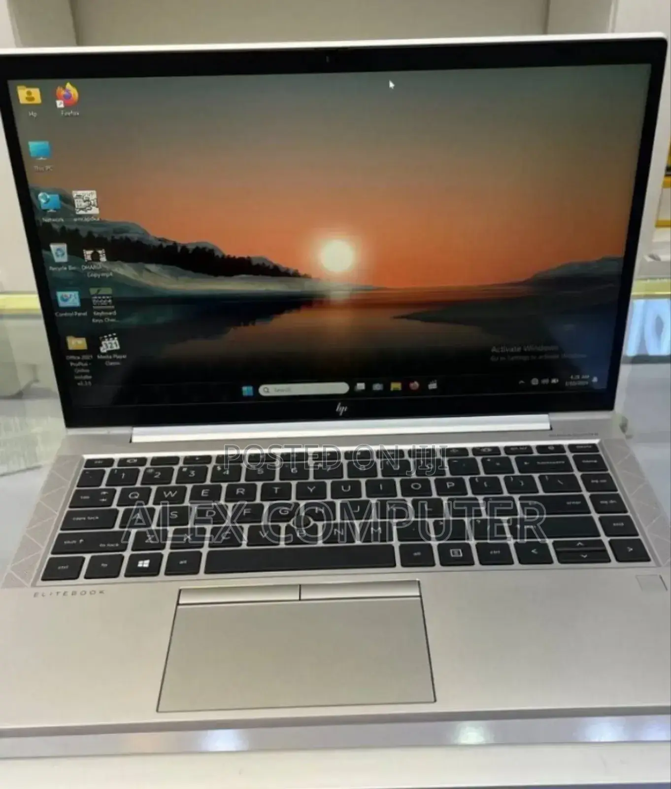 New Laptop HP EliteBook 840 G7 16GB Intel Core I5 SSD 512GB