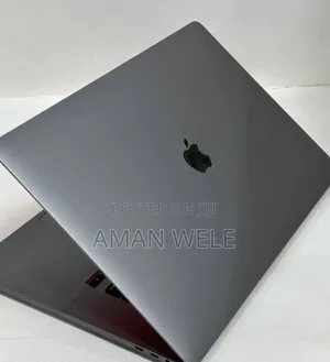 New Laptop Apple MacBook Pro 2019 16GB Intel Core I7 SSD 512GB