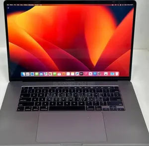 New Laptop Apple MacBook Pro 2019 16GB Intel Core I7 SSD 512GB