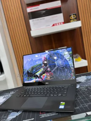 New Laptop Dell XPS 15 16GB Intel Core I7 SSD 512GB