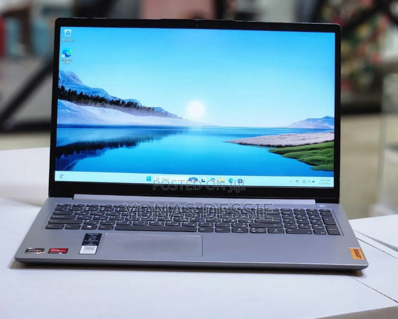 New Laptop Lenovo Ideapad 3 8GB AMD Ryzen 5 SSD 512GB