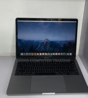 New Laptop Apple MacBook Pro 2017 8GB Intel Core I5 SSD 128GB