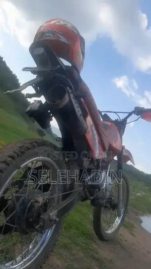 Photo - Lifan LF200 2020 Red