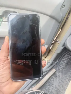 Photo - Samsung Galaxy M13 (India) 64 GB Silver