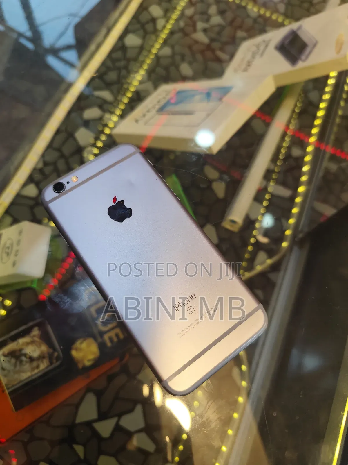 Apple iPhone 6s 32 GB Gold