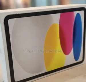 Photo - New Apple iPad (2025) 128 GB Gray