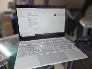 Photo - New Laptop HP Spectre 8GB Intel Core I7 256GB