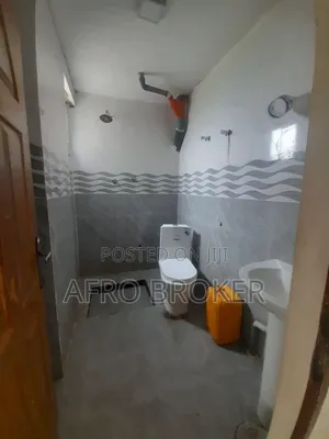 Furnished 3bdrm Condo in Koye Project 18, Akaky Kaliti for sale