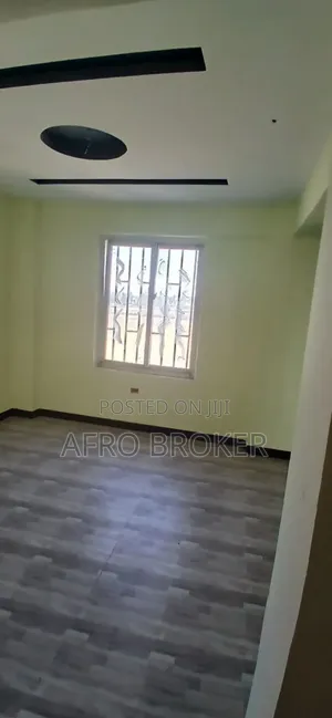Furnished 3bdrm Condo in Koye Project 16, Akaky Kaliti for sale