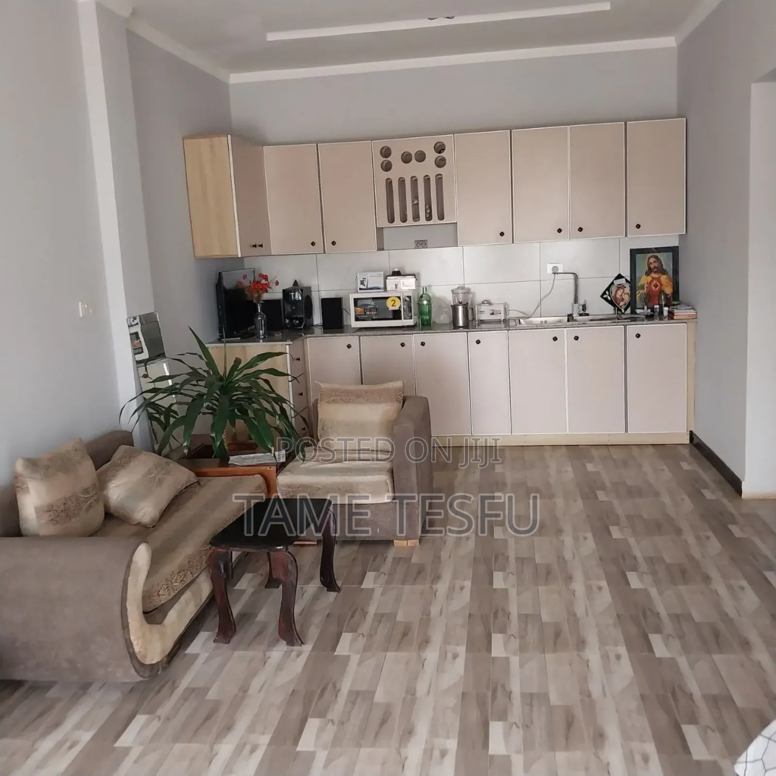 Furnished 4bdrm House in Kotobe Tenatabaya, Yeka for sale