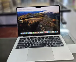 New Laptop Apple MacBook 8GB Apple M3 SSD 512GB