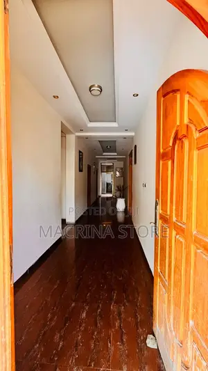 Furnished 8bdrm House in Ayat5, Yeka for sale