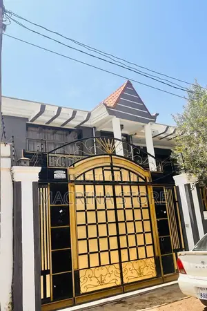 Furnished 8bdrm House in Ayat5, Yeka for sale