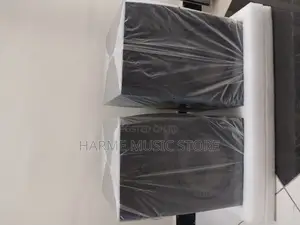 Photo - Studio Monitor