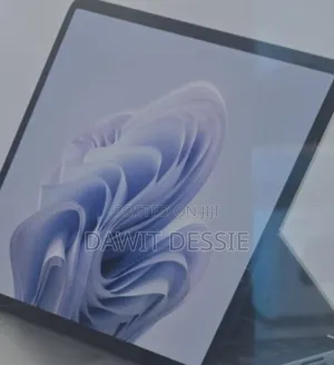 New Laptop HP Mini 110 16GB Intel Core I7 SSD 512GB