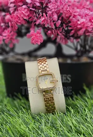 Gucci Ladies Watches
Luxury Design, Elegant Finish and Perfect Style