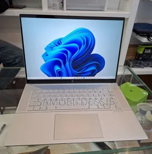 New Laptop HP Envy 15 16GB Intel Core I9 SSD 1T