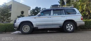 Toyota Land Cruiser 2004 Silver