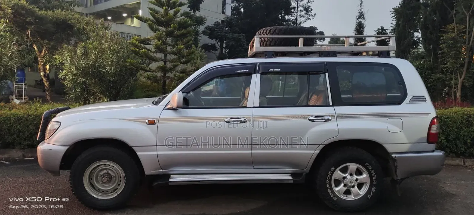 Toyota Land Cruiser 2004 Silver