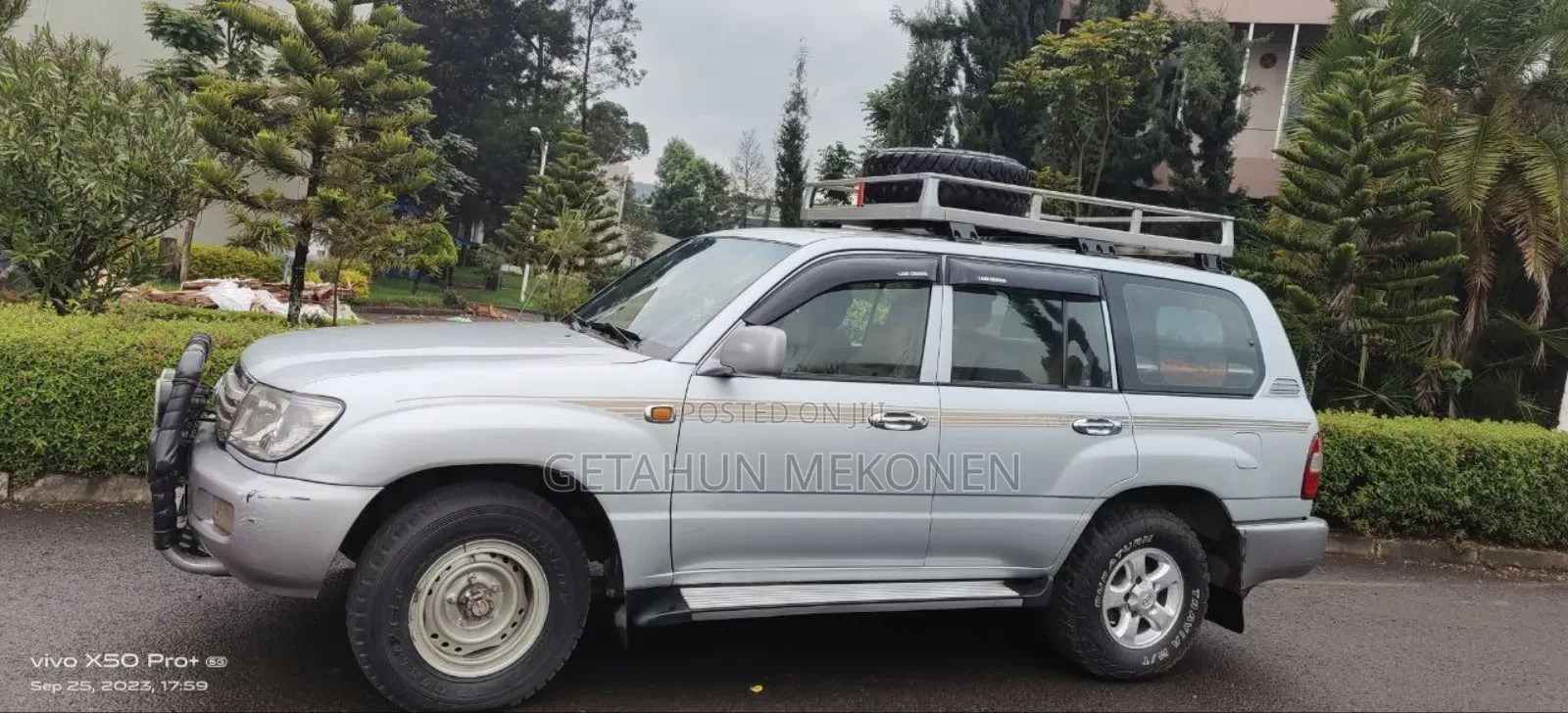 Toyota Land Cruiser 2004 Silver