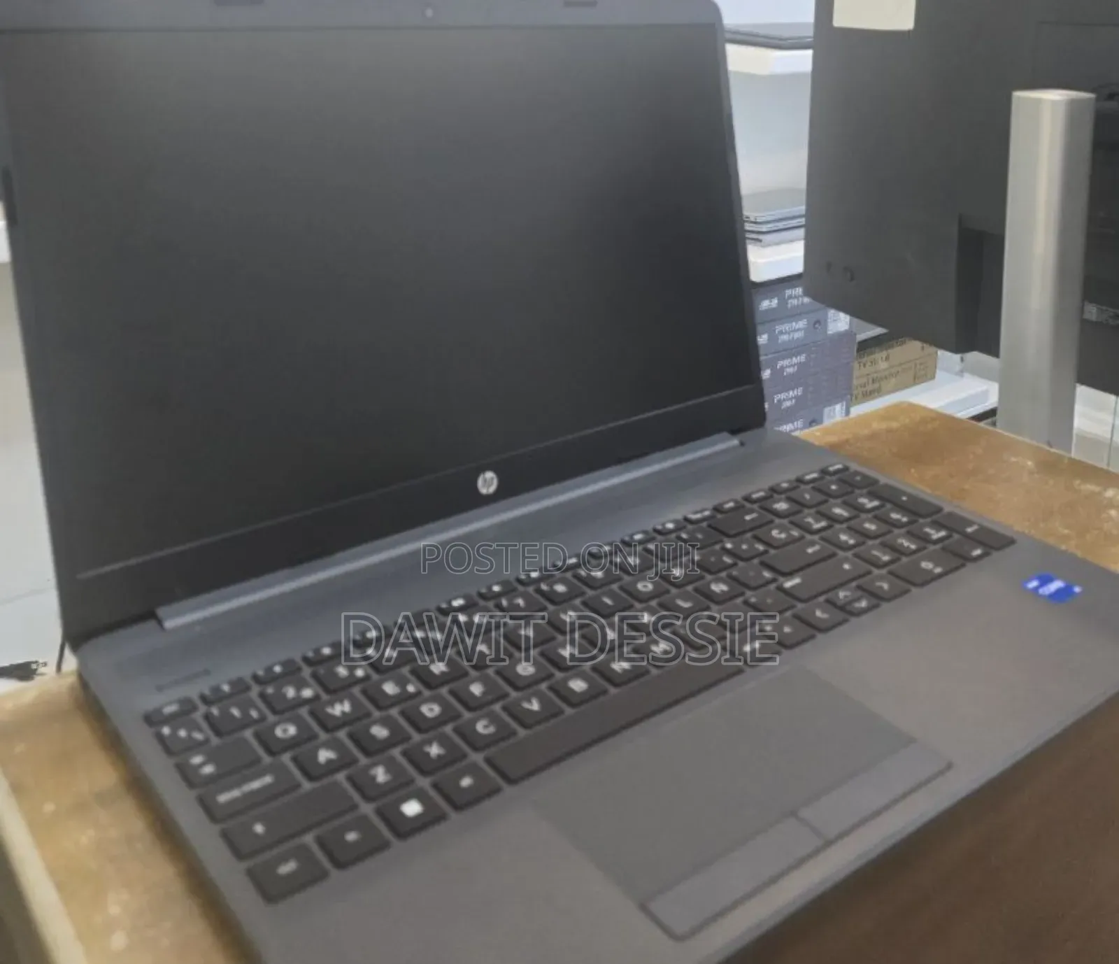 New Laptop HP Stream Notebook 8GB Intel Core I5 SSD 1T