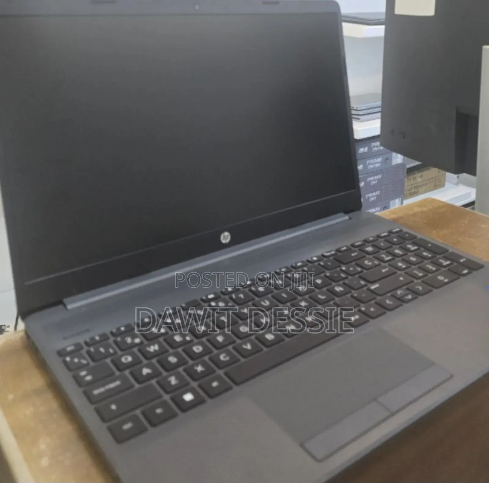 New Laptop HP Stream Notebook 8GB Intel Core I5 SSD 1T