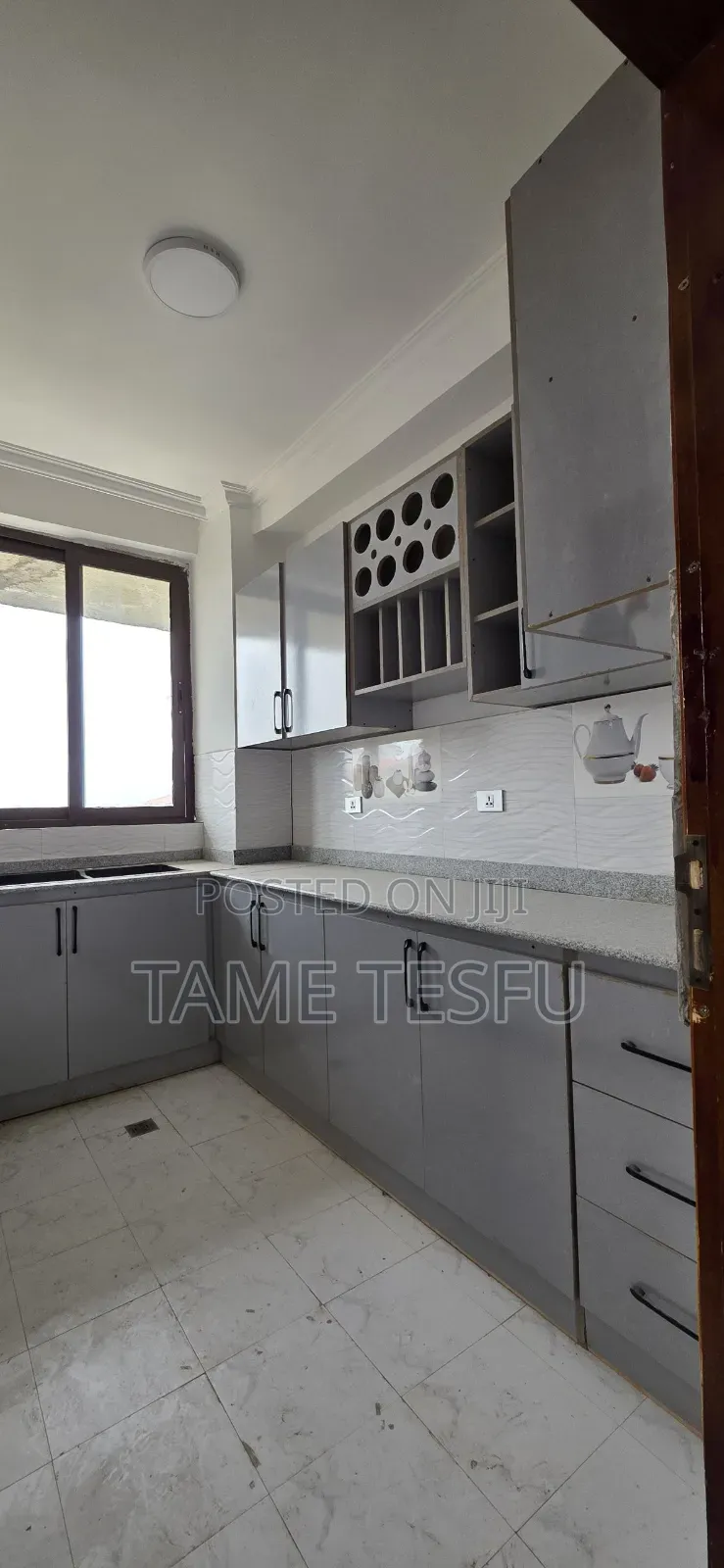 Furnished 8bdrm House in ሀያት, Bole for sale