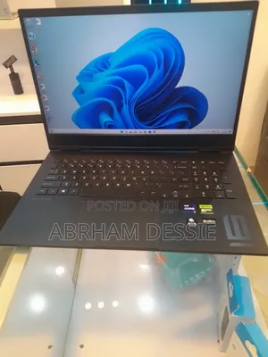 New Laptop HP 32GB Intel Core I9 SSD 1T