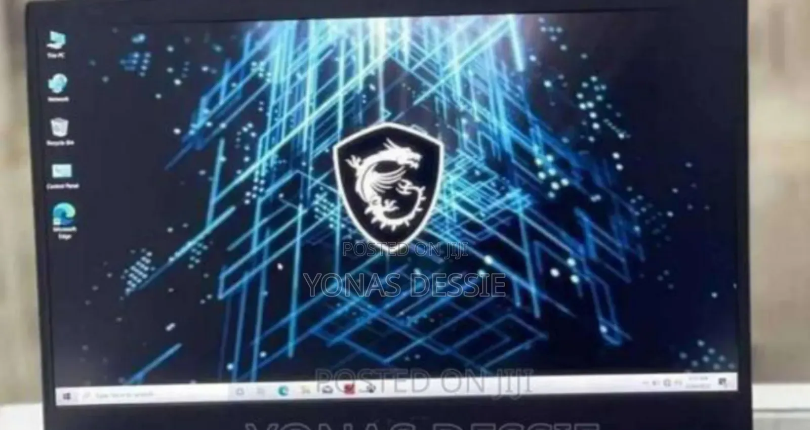 Laptop MSI GF63 8GB Intel Core i5 HDD+SSD 1T