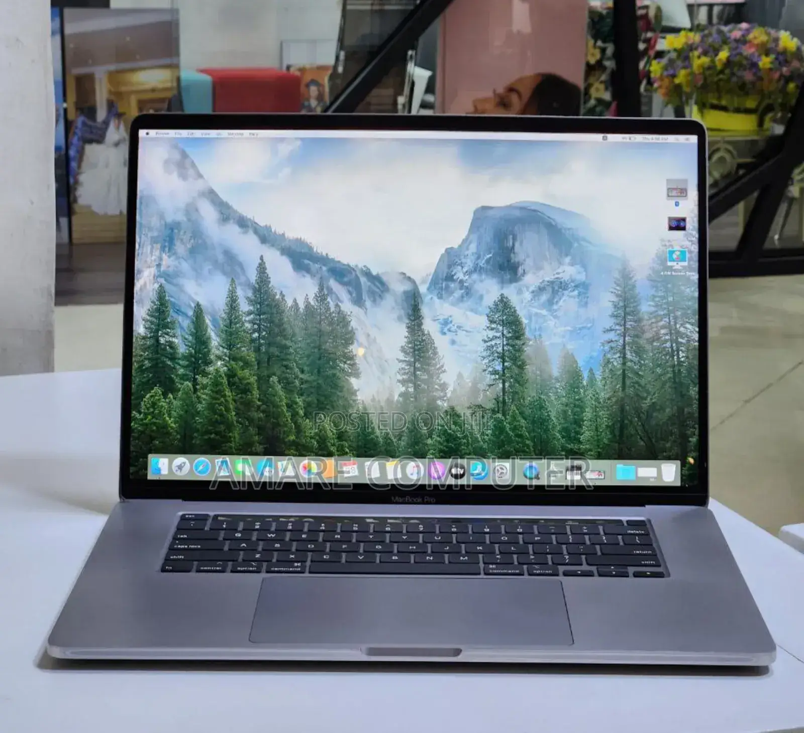 New Laptop Apple MacBook Pro 2019 32GB Intel Core I9 SSD 1T