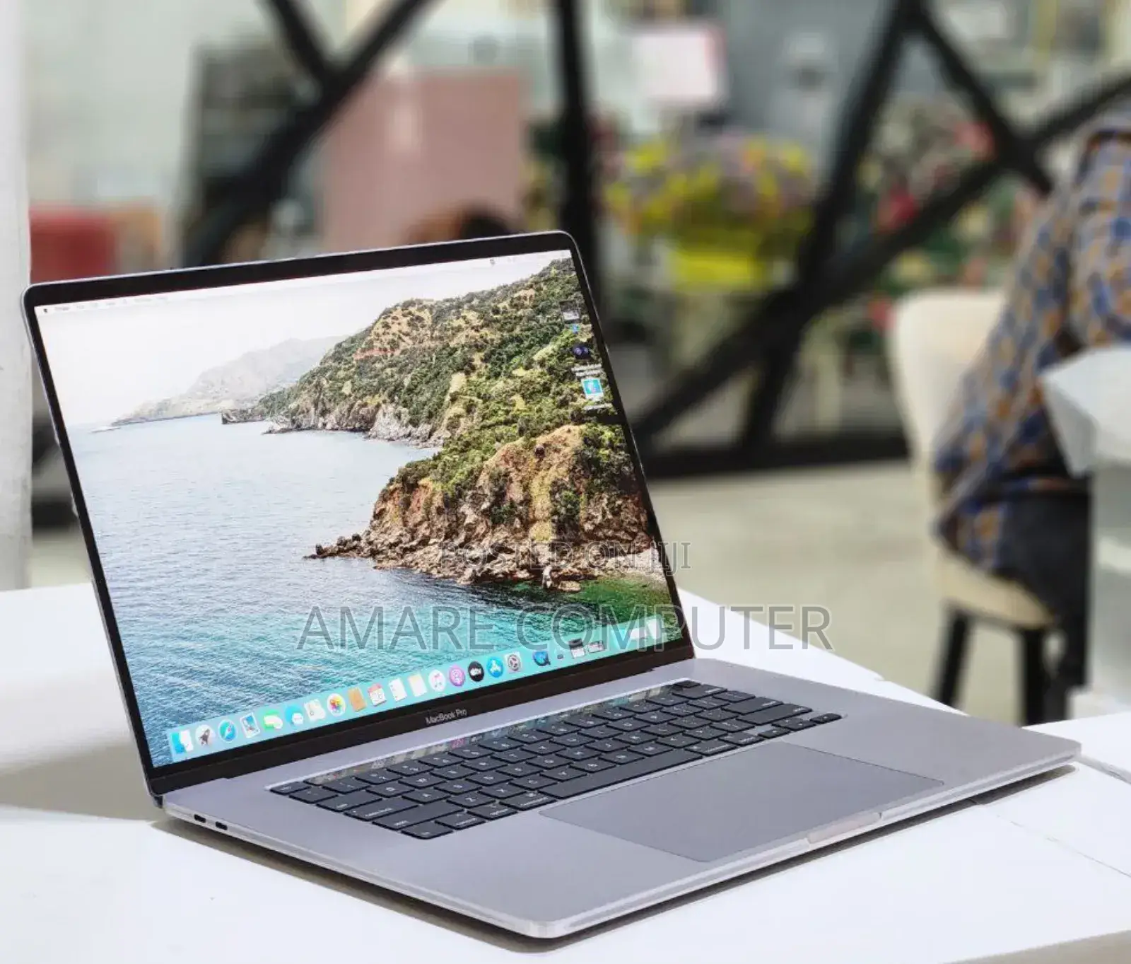 New Laptop Apple MacBook Pro 2019 32GB Intel Core I9 SSD 1T