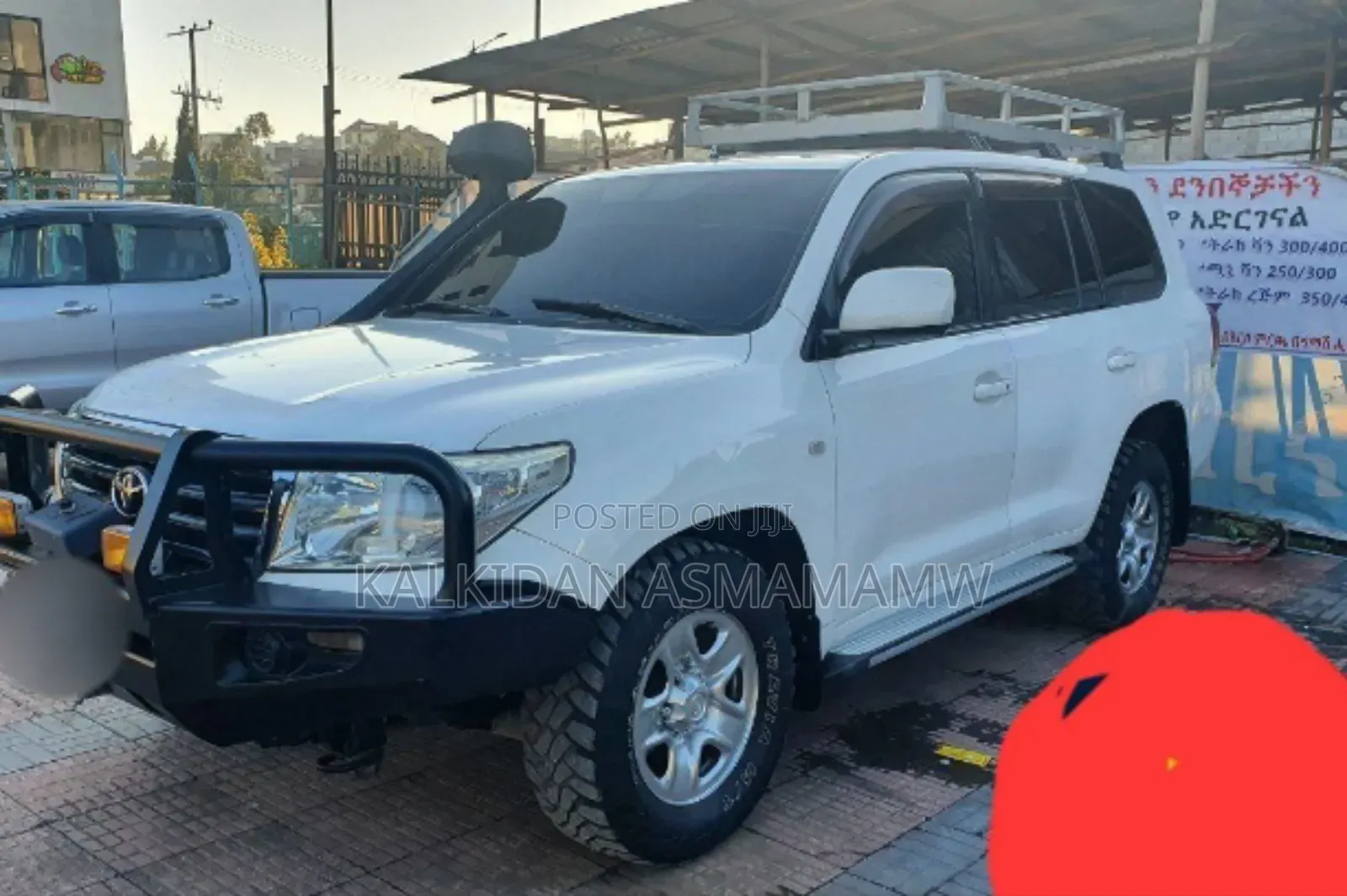 Toyota Land Cruiser 2010 White