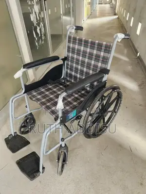 Foldable Belted Wheelchair Neat Whilchair