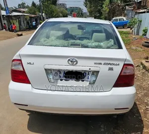 Toyota Corolla 2007 White
