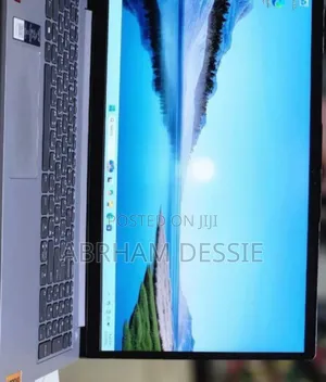 New Laptop Lenovo 8GB AMD Ryzen 5 SSD 512GB